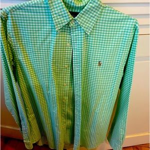 Men’s casual button-down shirt